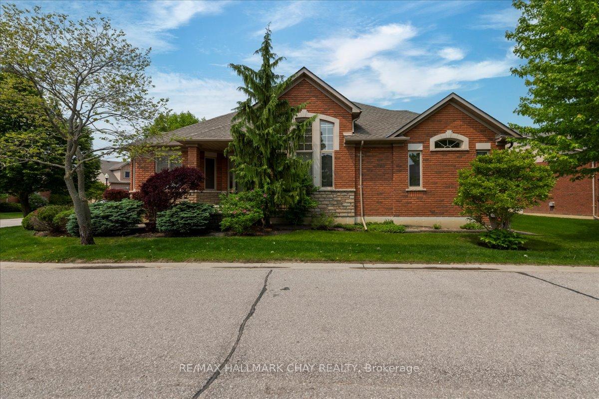 Photo 40 of 17 Artisan Lane, New Tecumseth, Alliston — HOMEH