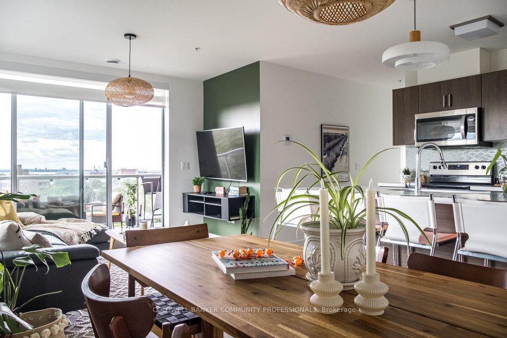 Photo 14 of Unit 404, 467 Charlton Avenue E, Hamilton, Stinson — HOMEH