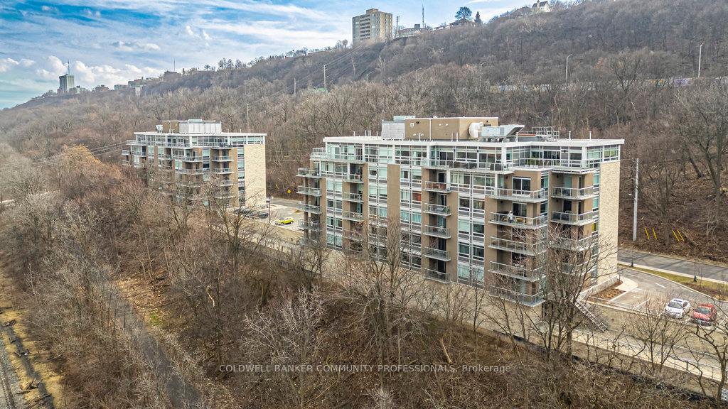 Photo 34 of Unit 404, 467 Charlton Avenue E, Hamilton, Stinson — HOMEH