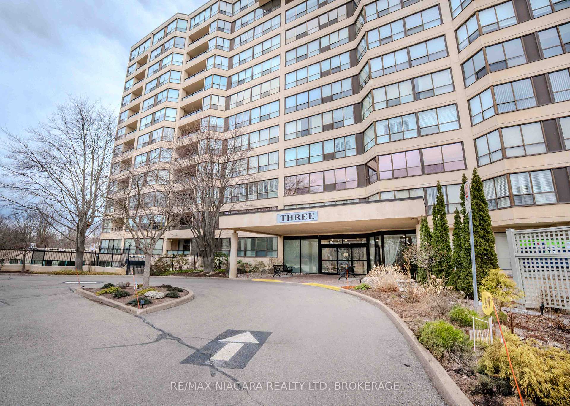 Photo 2 of Unit 1107, 3 Towering Heights Boulevard, St. Catharines, Glendale/Glenridge — HOMEH