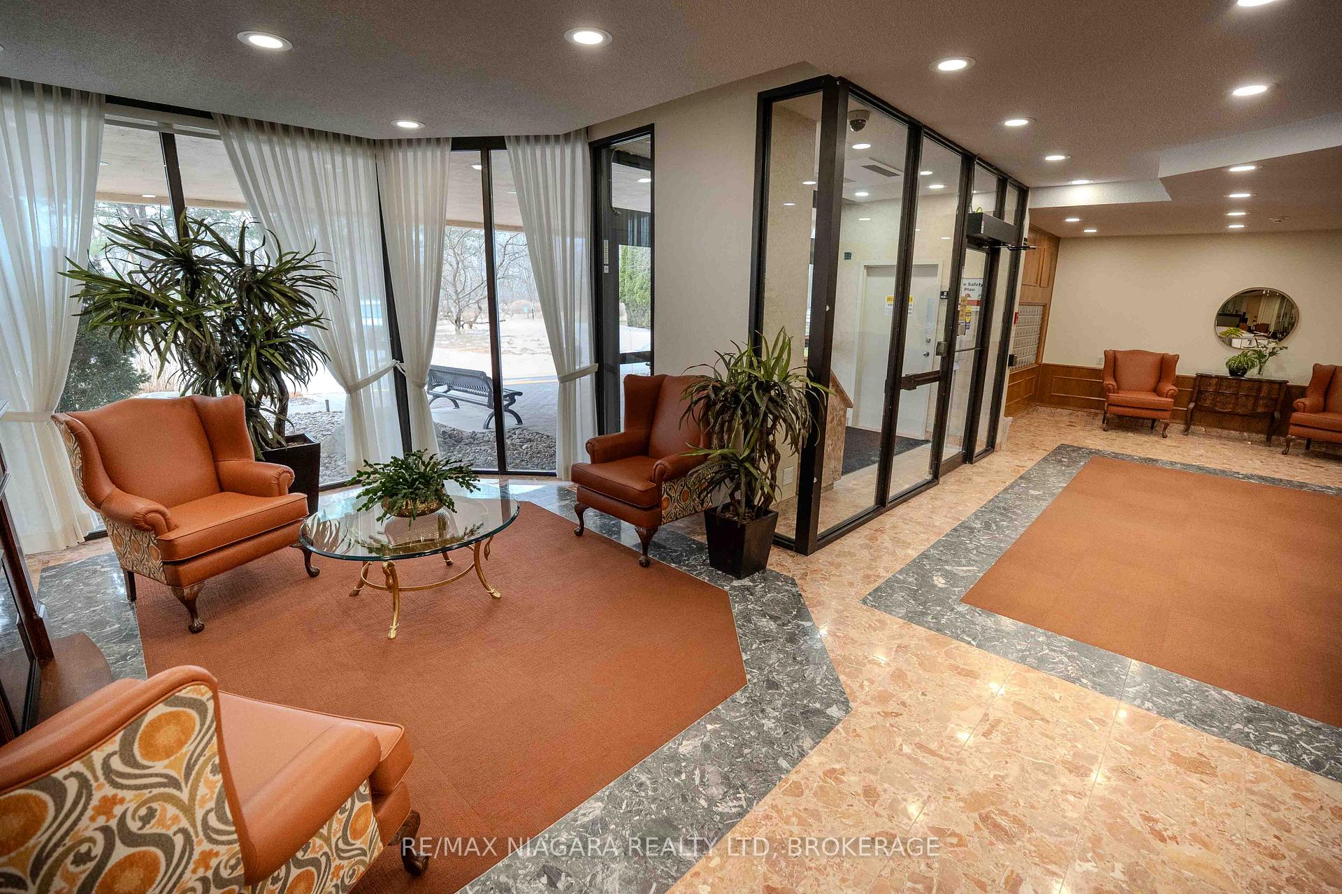 Photo 4 of Unit 1107, 3 Towering Heights Boulevard, St. Catharines, Glendale/Glenridge — HOMEH