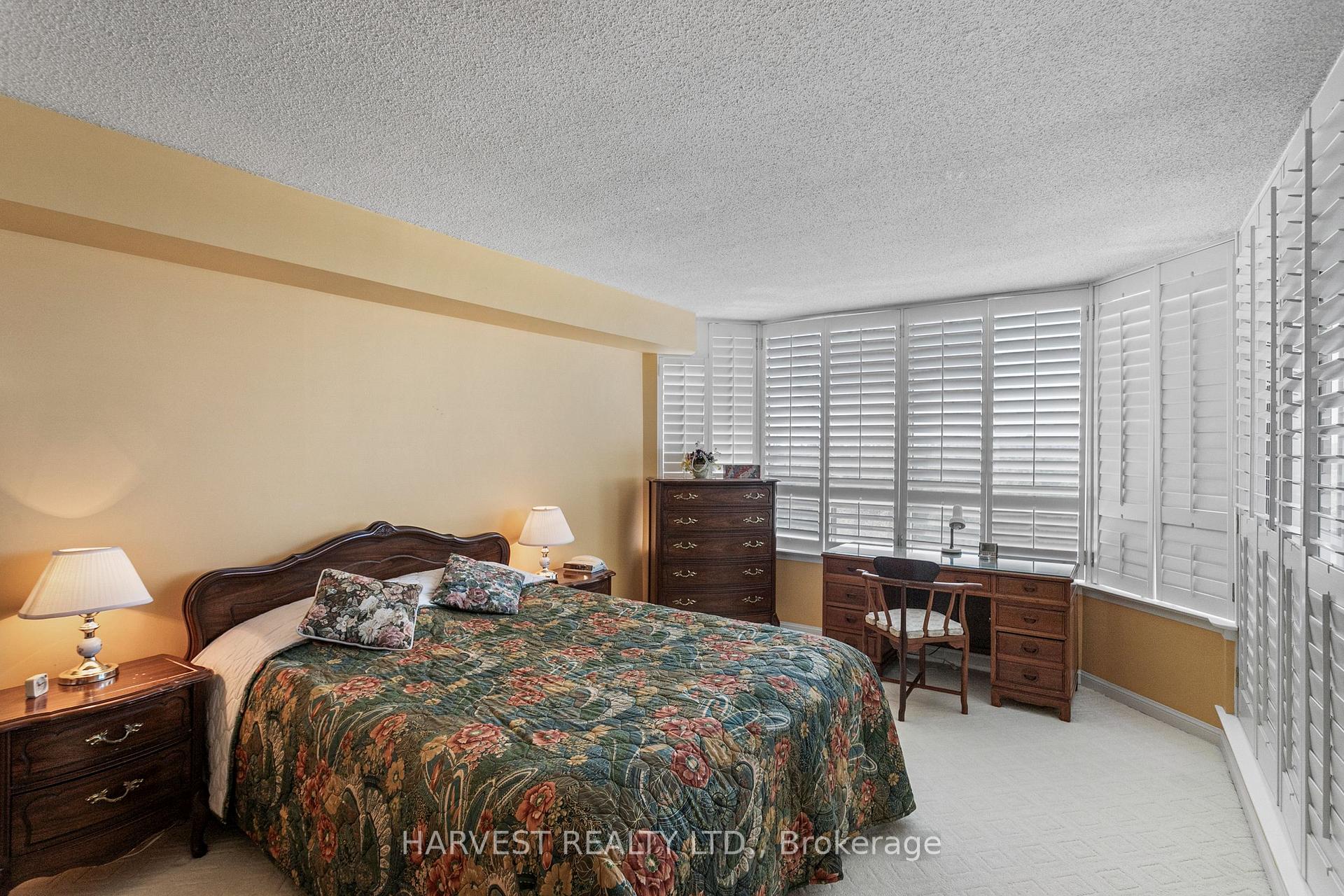 Photo 8 of Unit Unit #1210, 610 Bullock Drive, Markham, Markville — HOMEH