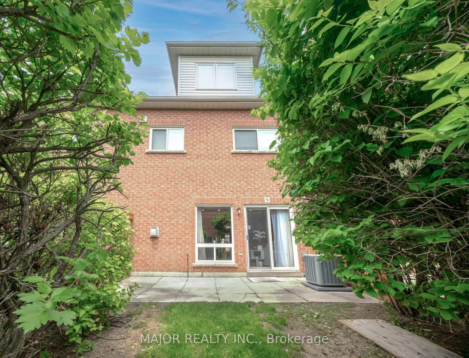 Photo 3 of Unit 36, 9 Torr Lane, Ajax, Central — HOMEH