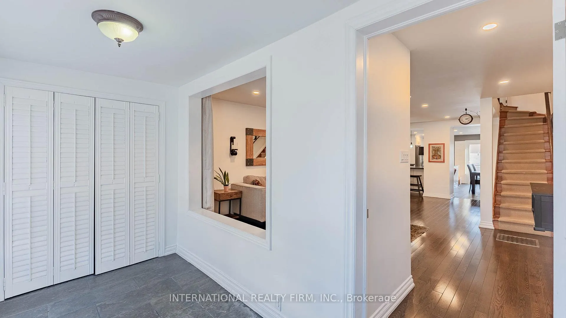Photo 6 of 25 Teignmouth Avenue, Toronto, Caledonia-Fairbank — HOMEH