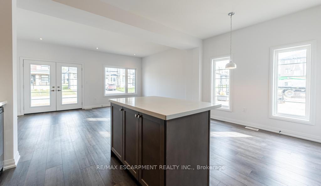 Photo 6 of Unit 22, 106 Court Drive, Brant, Paris — HOMEH