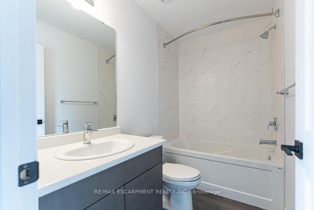 Photo 15 of Unit 22, 106 Court Drive, Brant, Paris — HOMEH