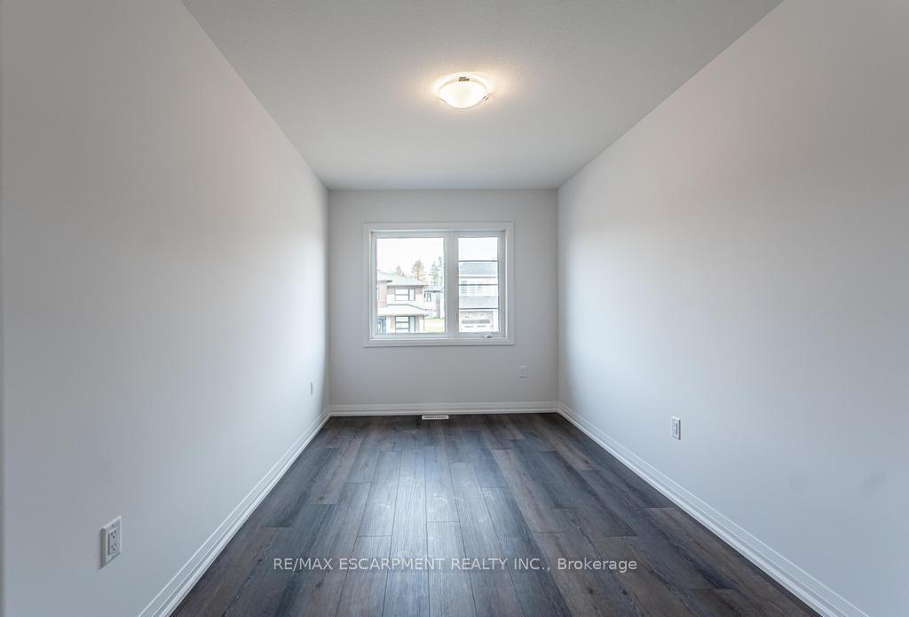 Photo 16 of Unit 22, 106 Court Drive, Brant, Paris — HOMEH