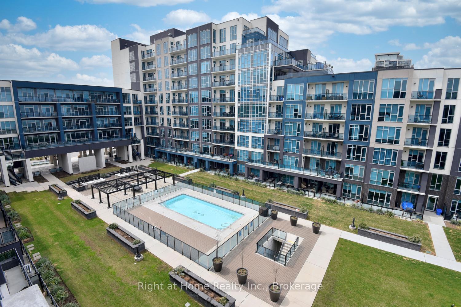 Photo 2 of Unit 508, 16 Concord Place, Grimsby, Grimsby Beach — HOMEH