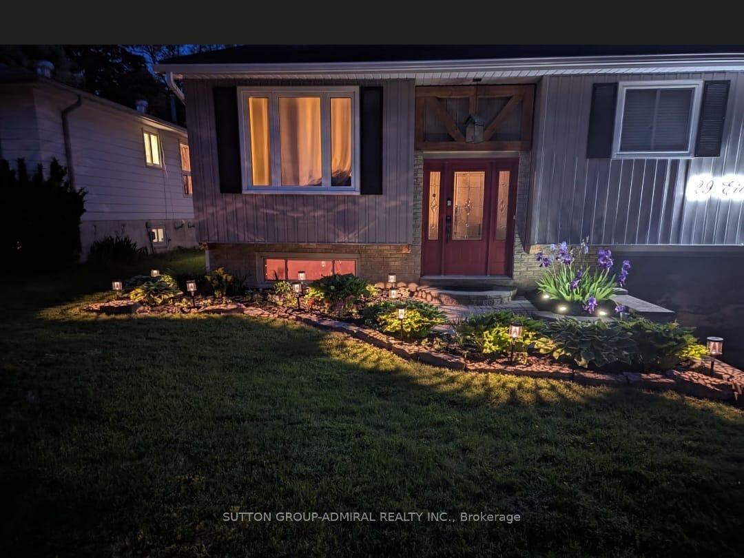 Photo 2 of 29 Eileen Drive, Barrie, Allandale Heights — HOMEH