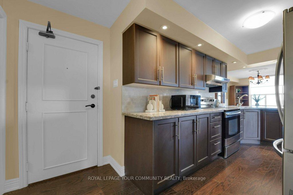 Photo 2 of Unit 1211, 50 Inverlochy Boulevard, Markham, Royal Orchard — HOMEH