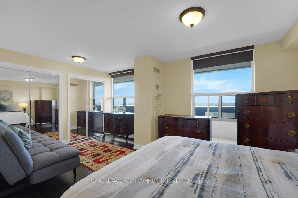 Photo 4 of Unit 1211, 50 Inverlochy Boulevard, Markham, Royal Orchard — HOMEH
