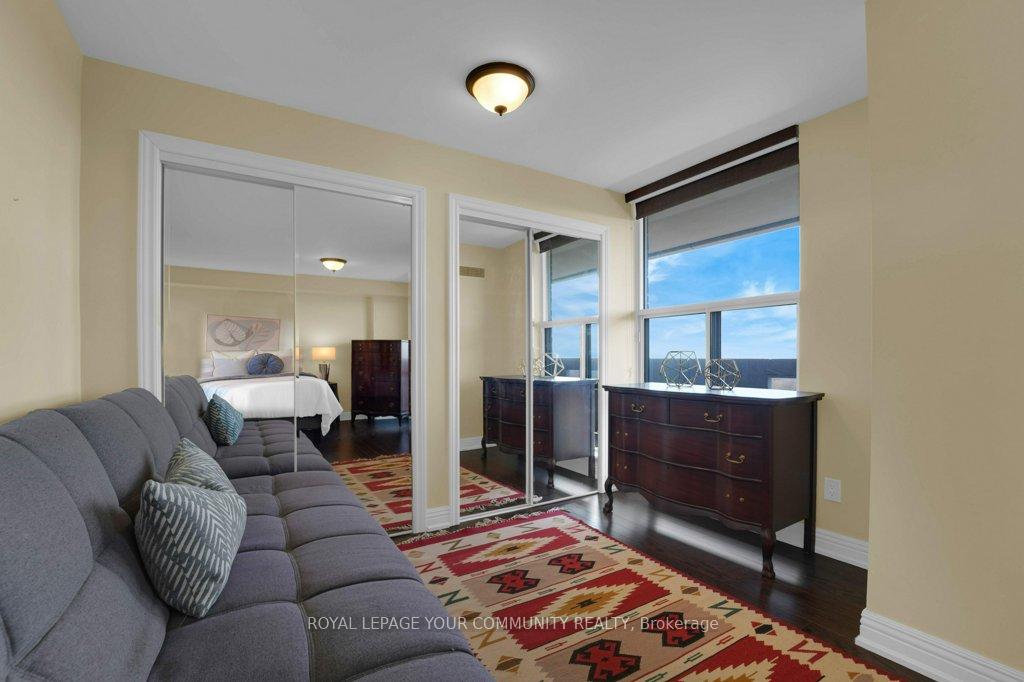 Photo 6 of Unit 1211, 50 Inverlochy Boulevard, Markham, Royal Orchard — HOMEH