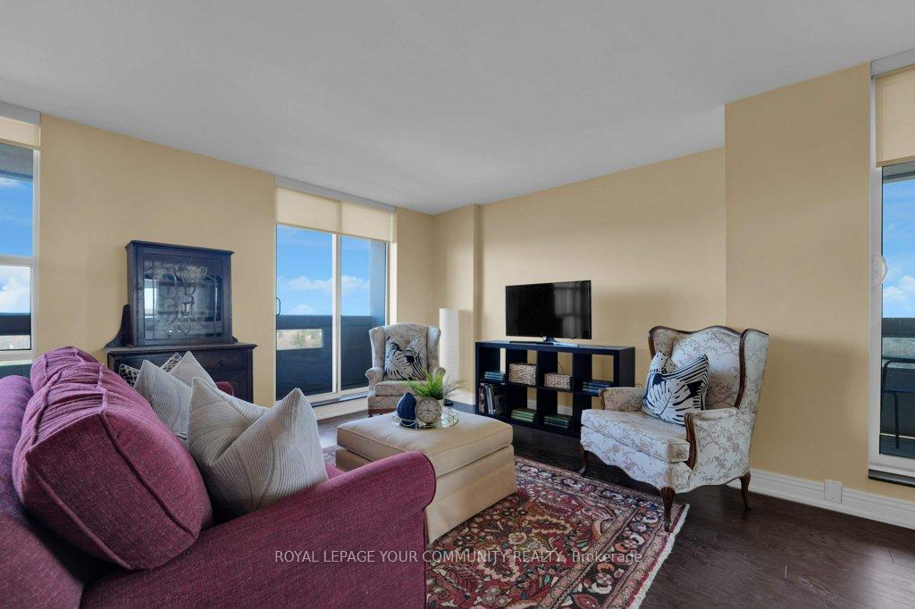 Photo 14 of Unit 1211, 50 Inverlochy Boulevard, Markham, Royal Orchard — HOMEH