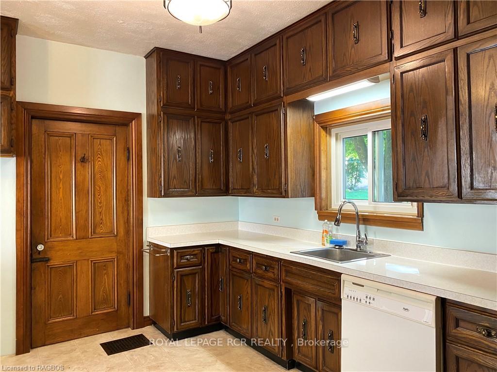Photo 14 of 130 2ND Avenue, Arran-Elderslie — HOMEH