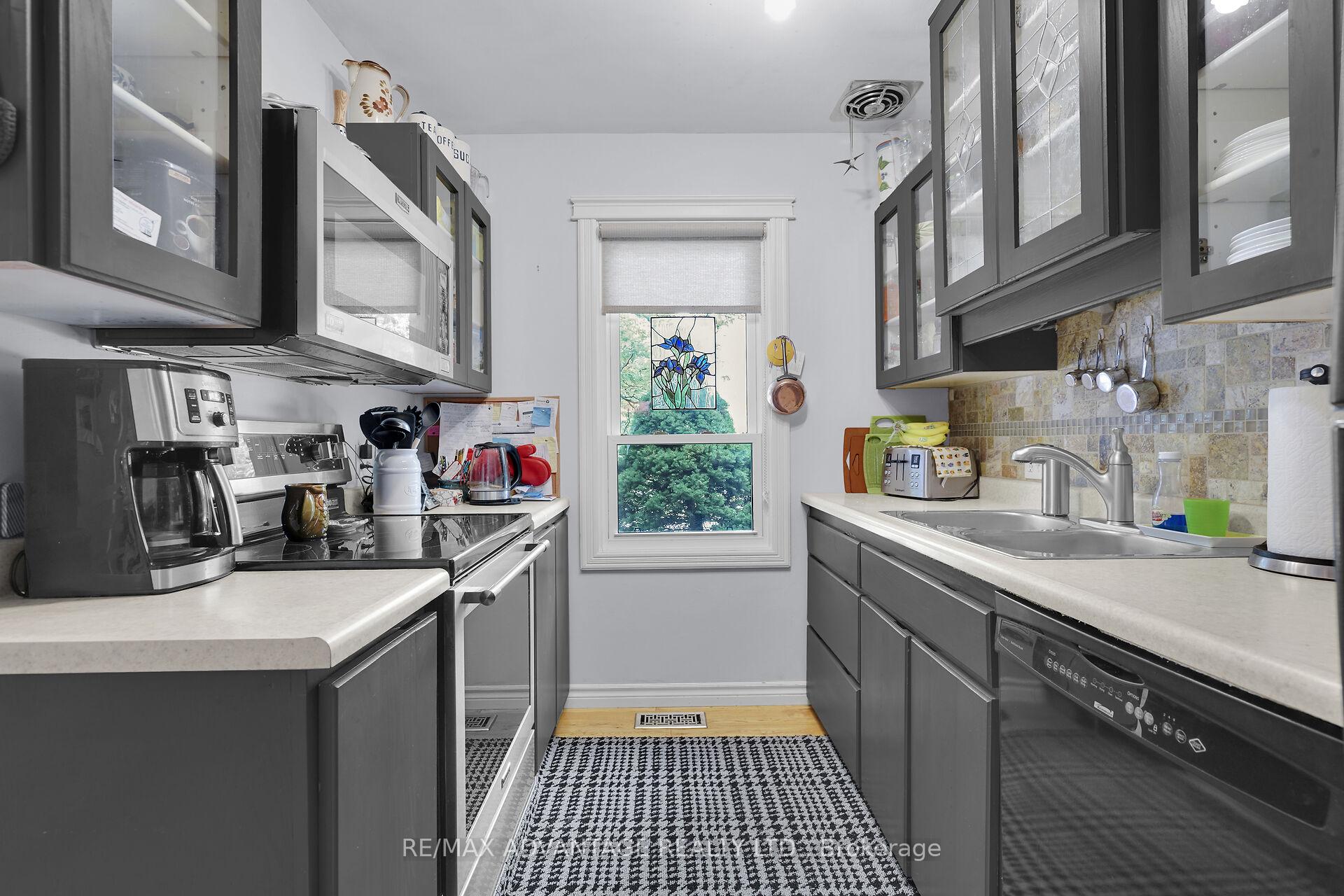 Photo 17 of 17 Blackacres Boulevard, London, North F — HOMEH
