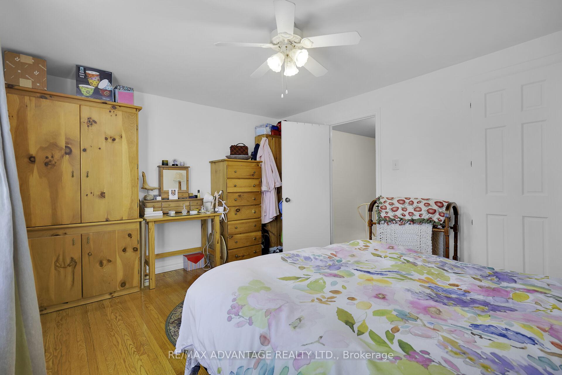 Photo 26 of 17 Blackacres Boulevard, London, North F — HOMEH