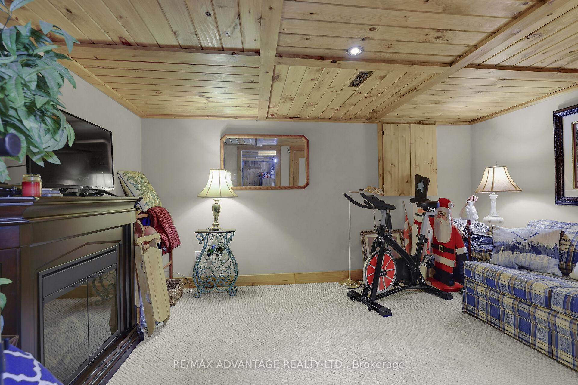 Photo 30 of 17 Blackacres Boulevard, London, North F — HOMEH