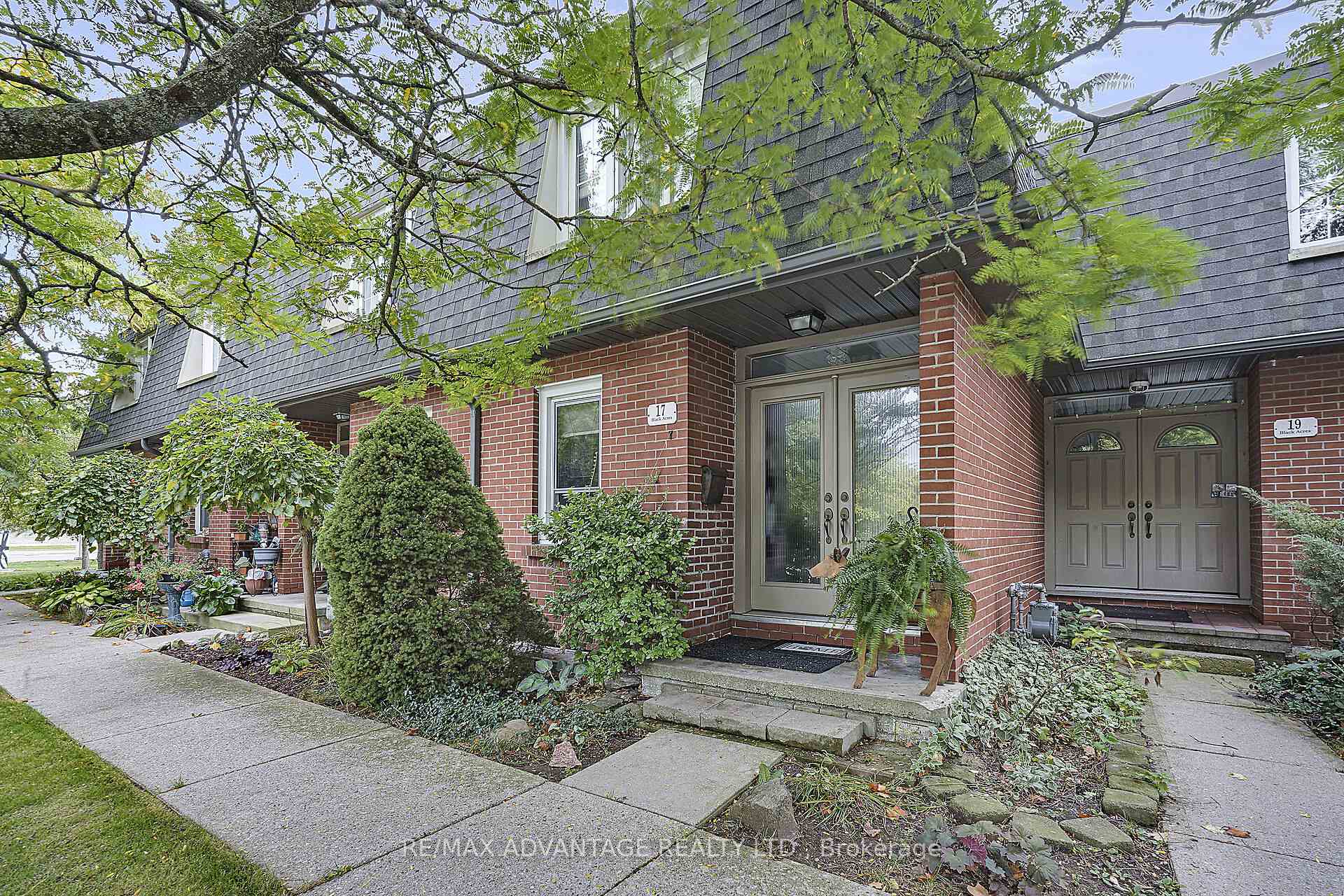 Photo 38 of 17 Blackacres Boulevard, London, North F — HOMEH