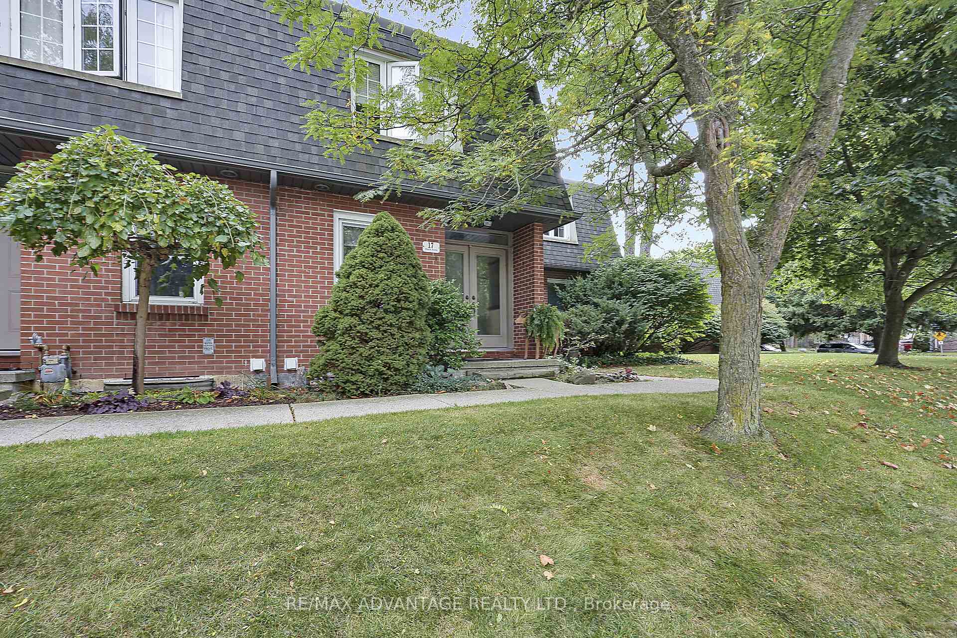 Photo 39 of 17 Blackacres Boulevard, London, North F — HOMEH