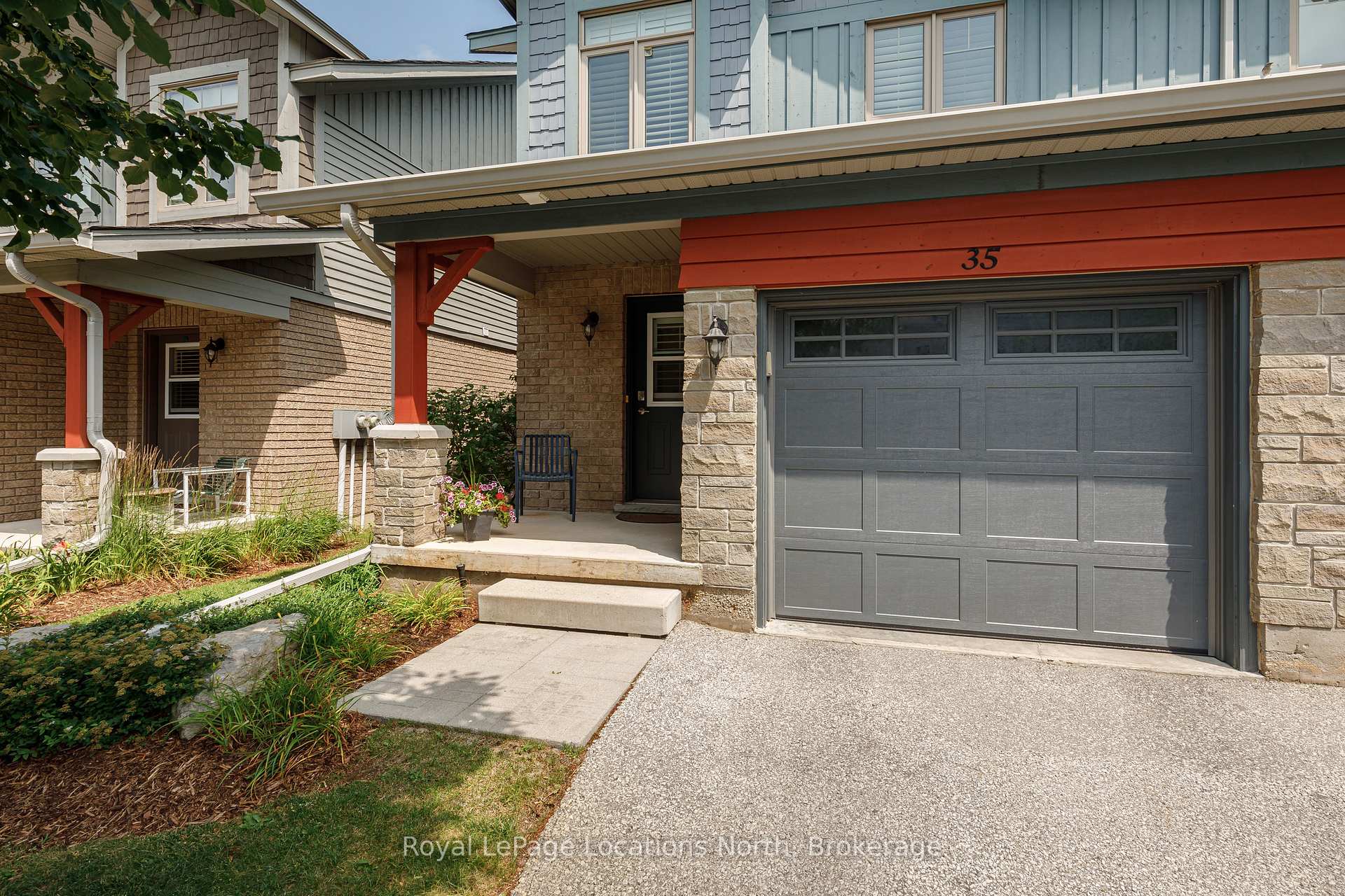 Front of 35 Silver Glen Boulevard
