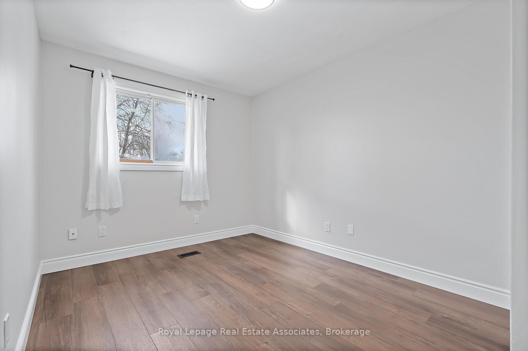 Photo 13 of 16 Bush Street, Collingwood — HOMEH