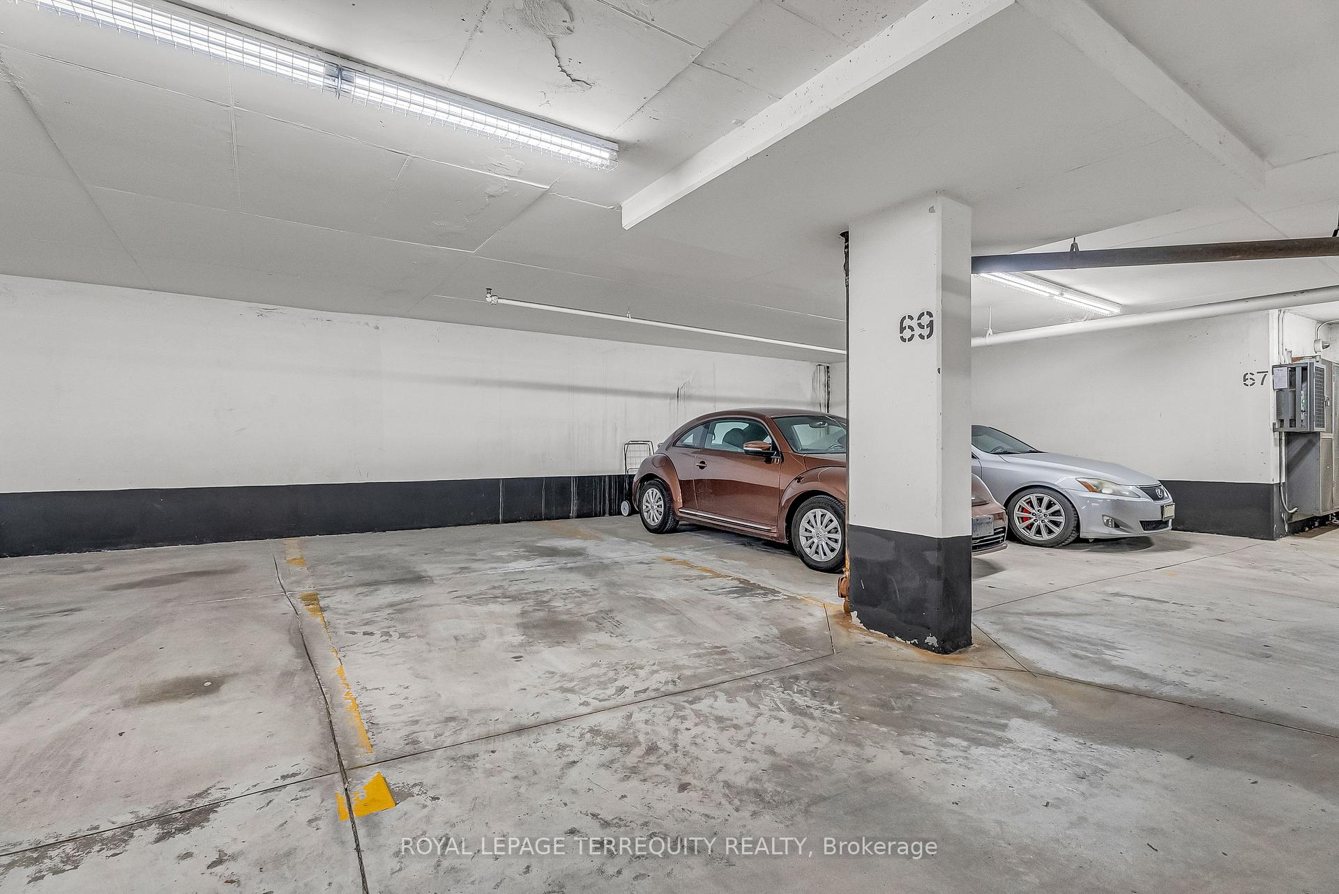 Photo 56 of Unit 1409, 9225 Jane Street, Vaughan, Maple — HOMEH