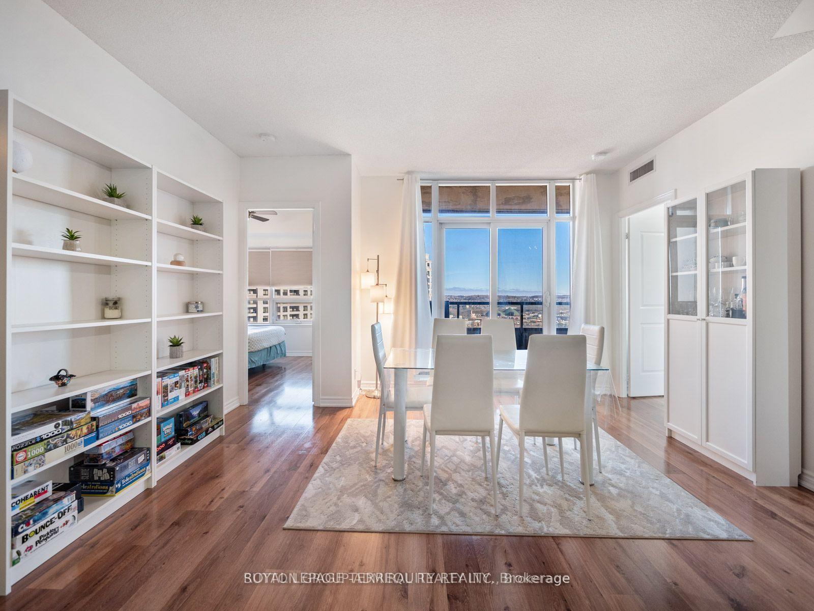Photo 10 of Unit 1409, 9225 Jane Street, Vaughan, Maple — HOMEH