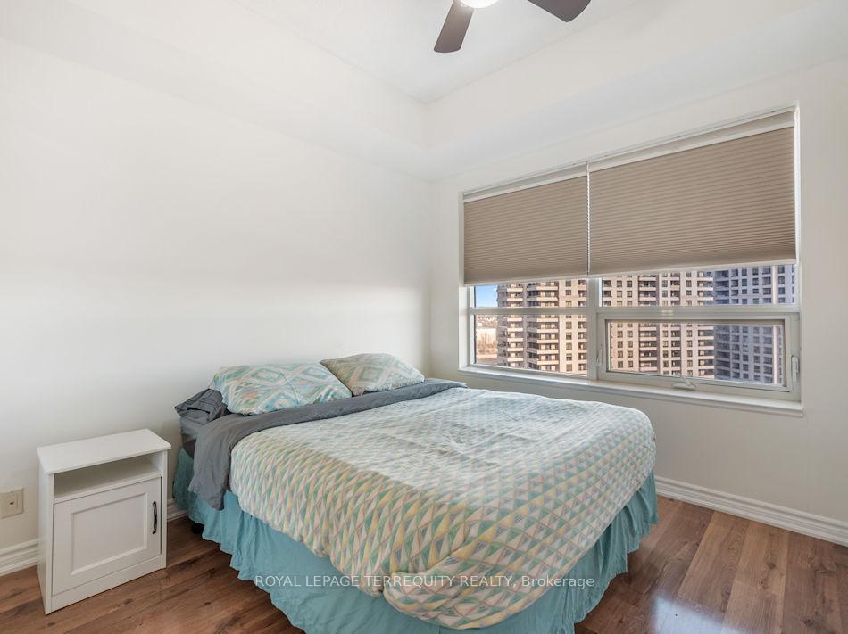 Photo 21 of Unit 1409, 9225 Jane Street, Vaughan, Maple — HOMEH