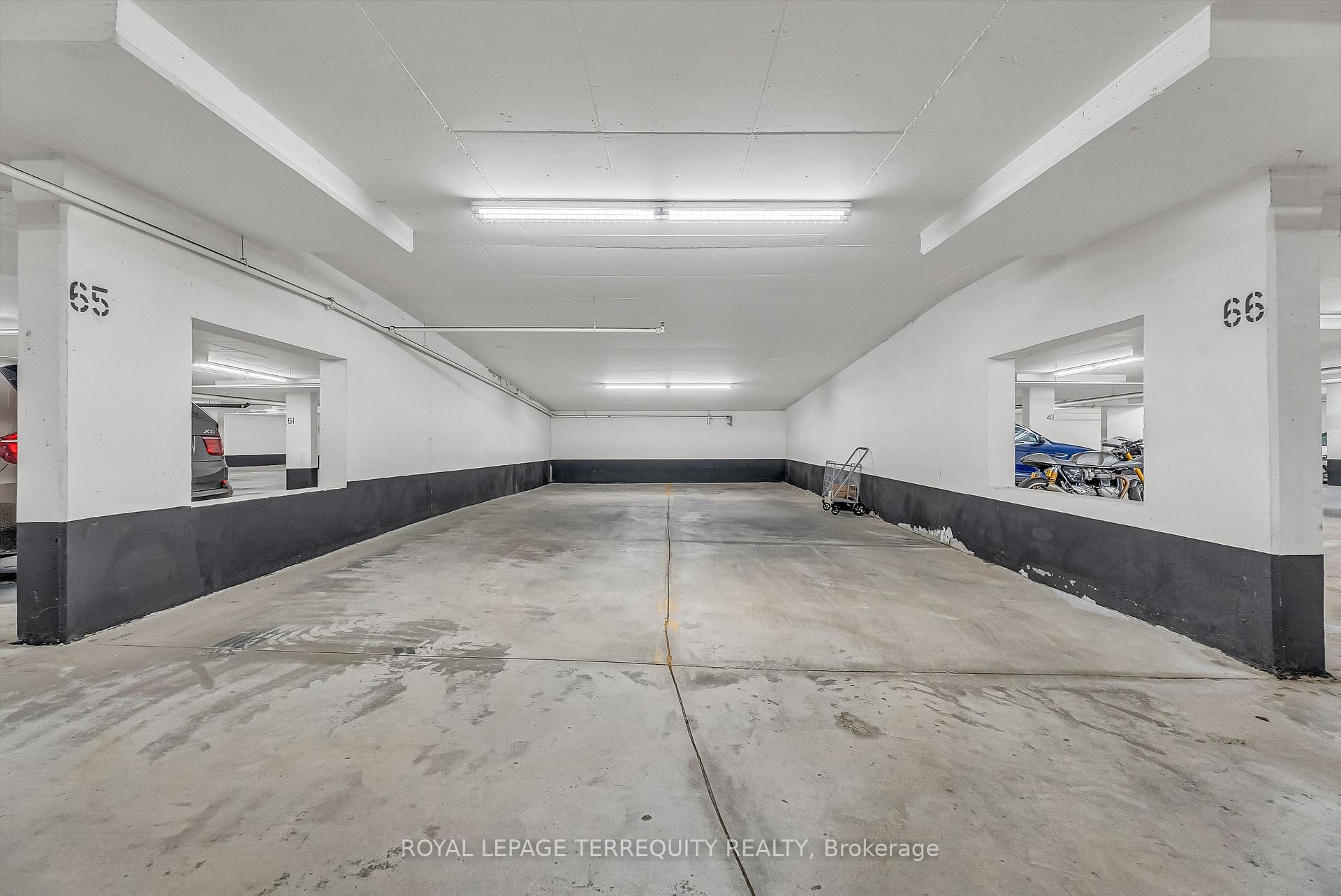 Photo 74 of Unit 1409, 9225 Jane Street, Vaughan, Maple — HOMEH