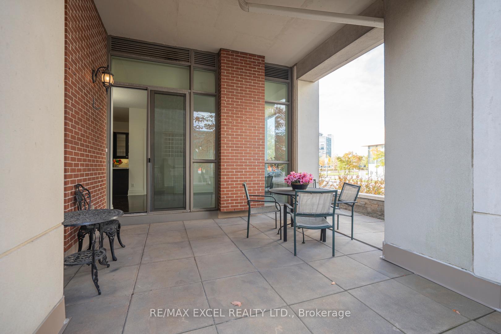 Photo 2 of Unit 110, 1 Upper Duke Crescent, Markham, Unionville — HOMEH