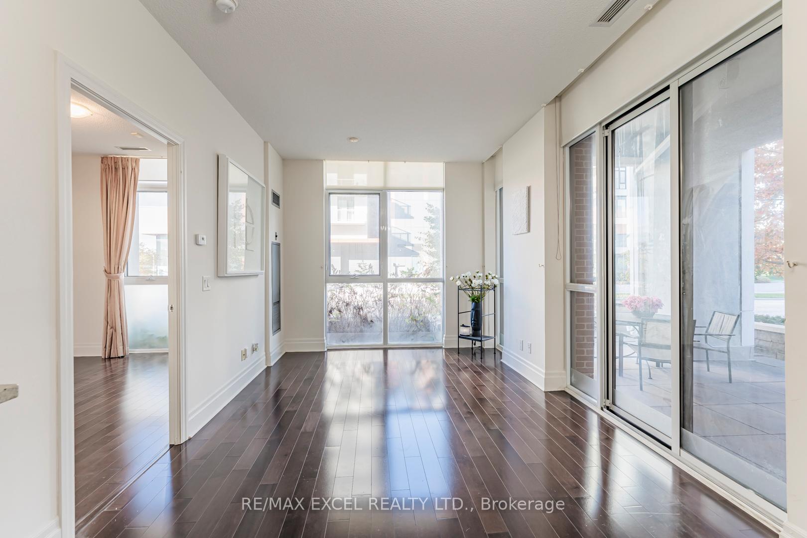 Photo 13 of Unit 110, 1 Upper Duke Crescent, Markham, Unionville — HOMEH