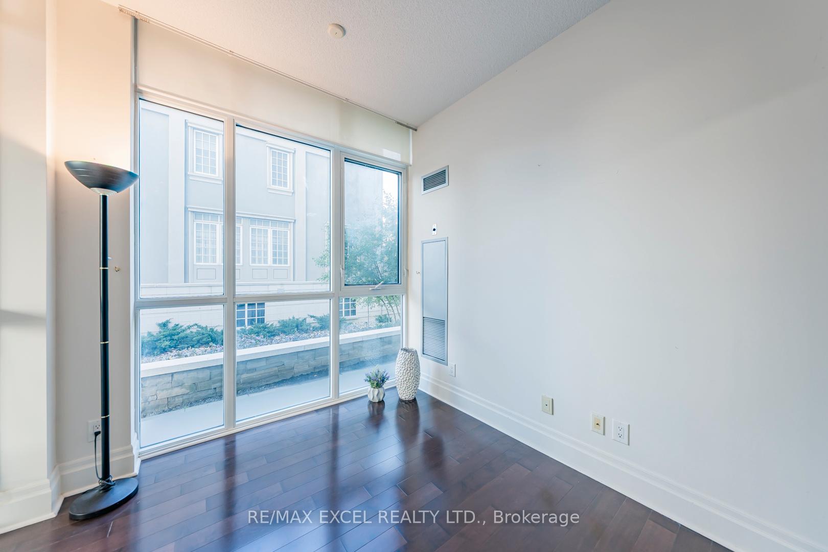 Photo 16 of Unit 110, 1 Upper Duke Crescent, Markham, Unionville — HOMEH