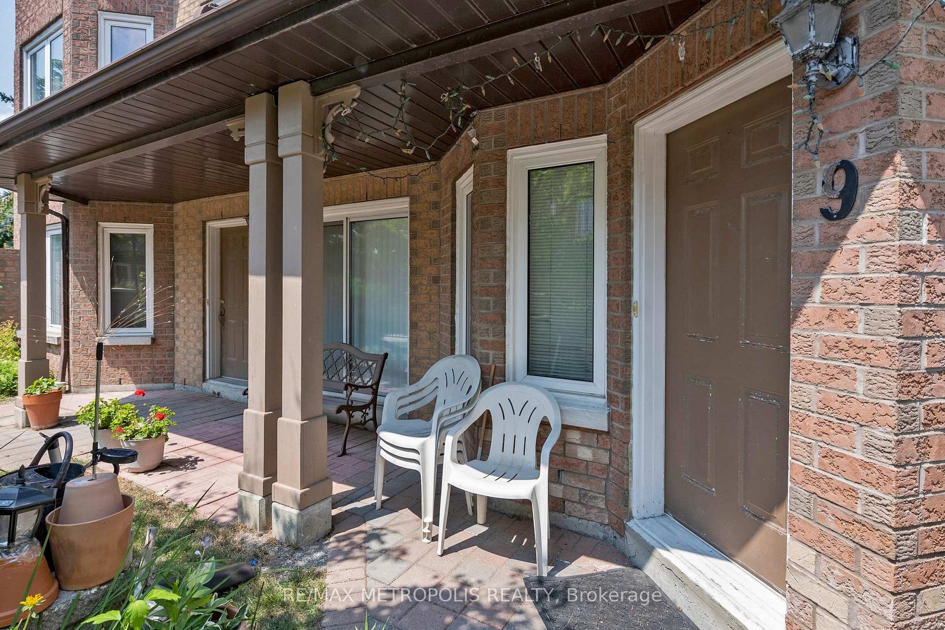 Photo 6 of Unit 9, 735 New Westminster Drive, Vaughan, Brownridge — HOMEH
