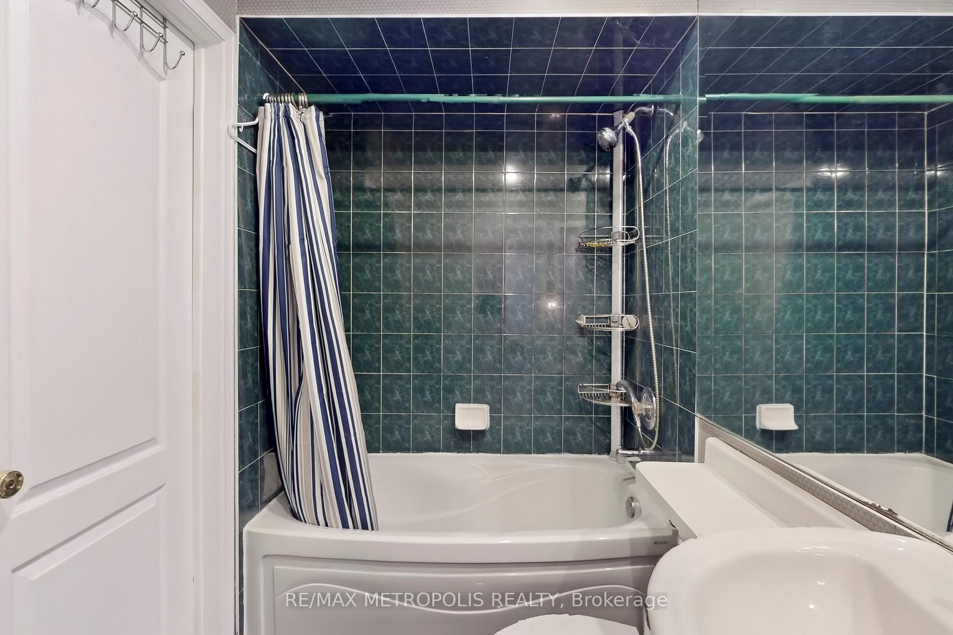 Photo 23 of Unit 9, 735 New Westminster Drive, Vaughan, Brownridge — HOMEH
