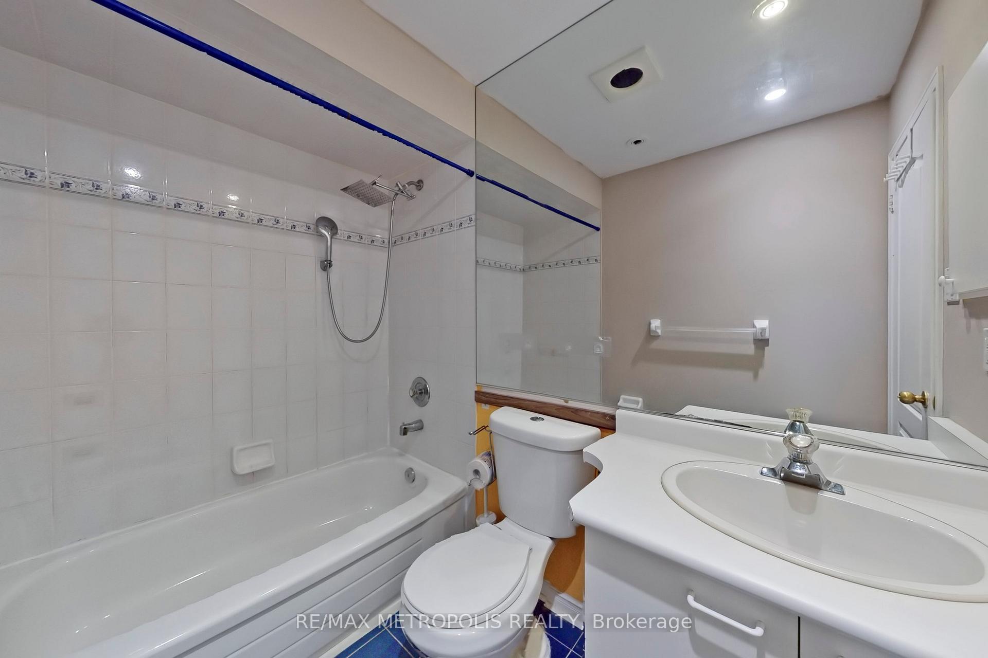 Photo 31 of Unit 9, 735 New Westminster Drive, Vaughan, Brownridge — HOMEH