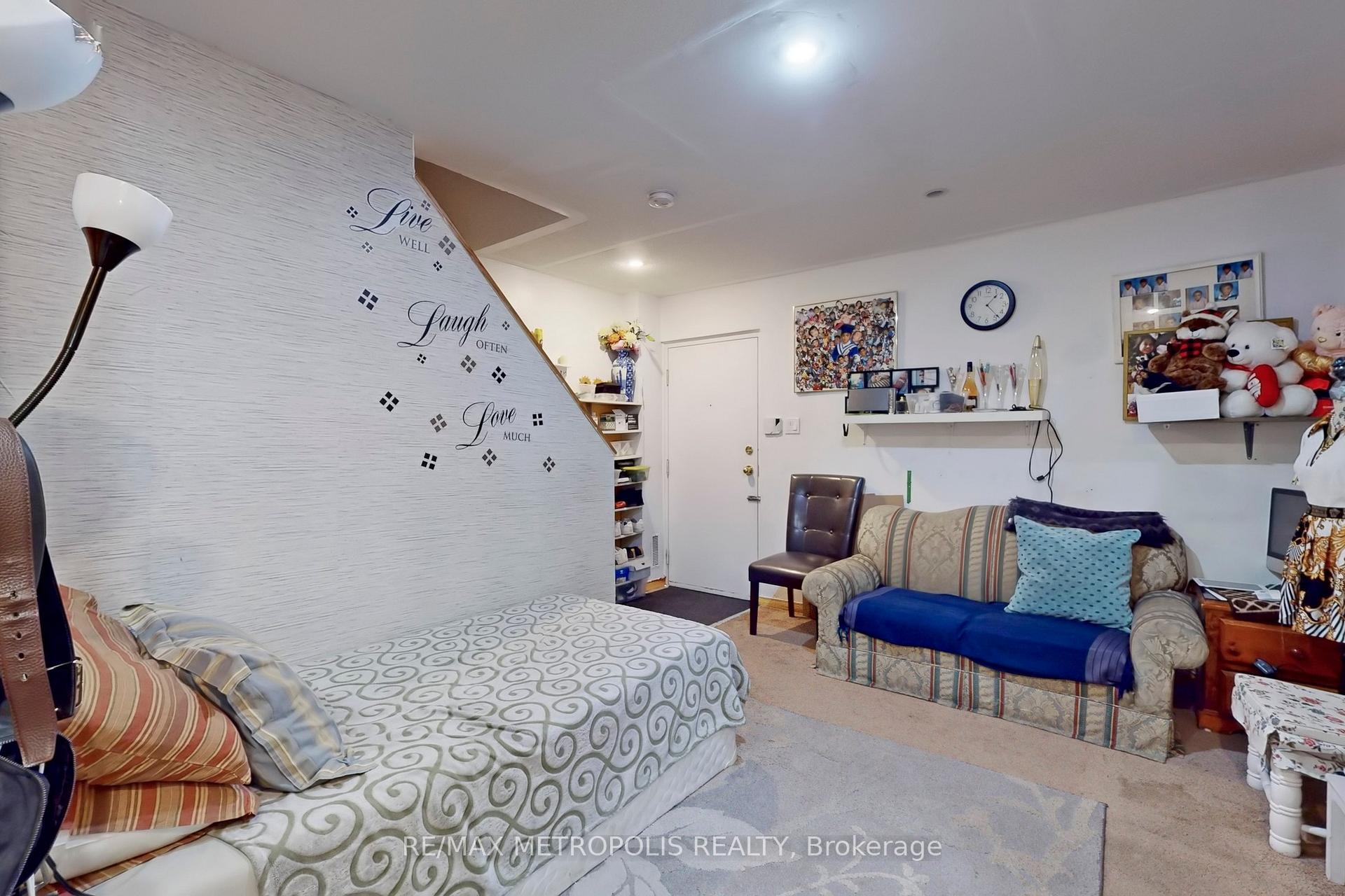 Photo 32 of Unit 9, 735 New Westminster Drive, Vaughan, Brownridge — HOMEH