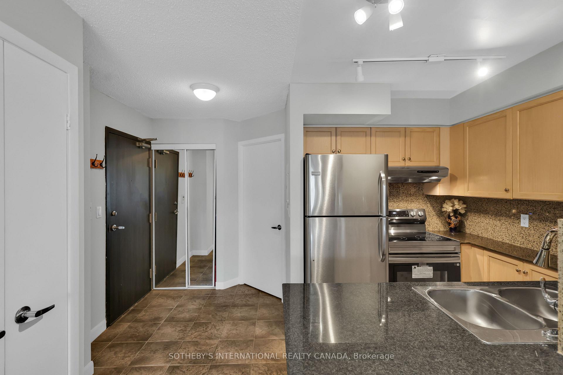 Photo 7 of Unit 2403, 210 Victoria Street, Toronto, Church-Yonge Corridor — HOMEH