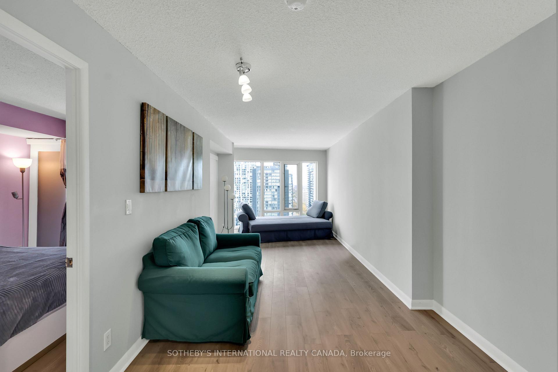 Photo 10 of Unit 2403, 210 Victoria Street, Toronto, Church-Yonge Corridor — HOMEH