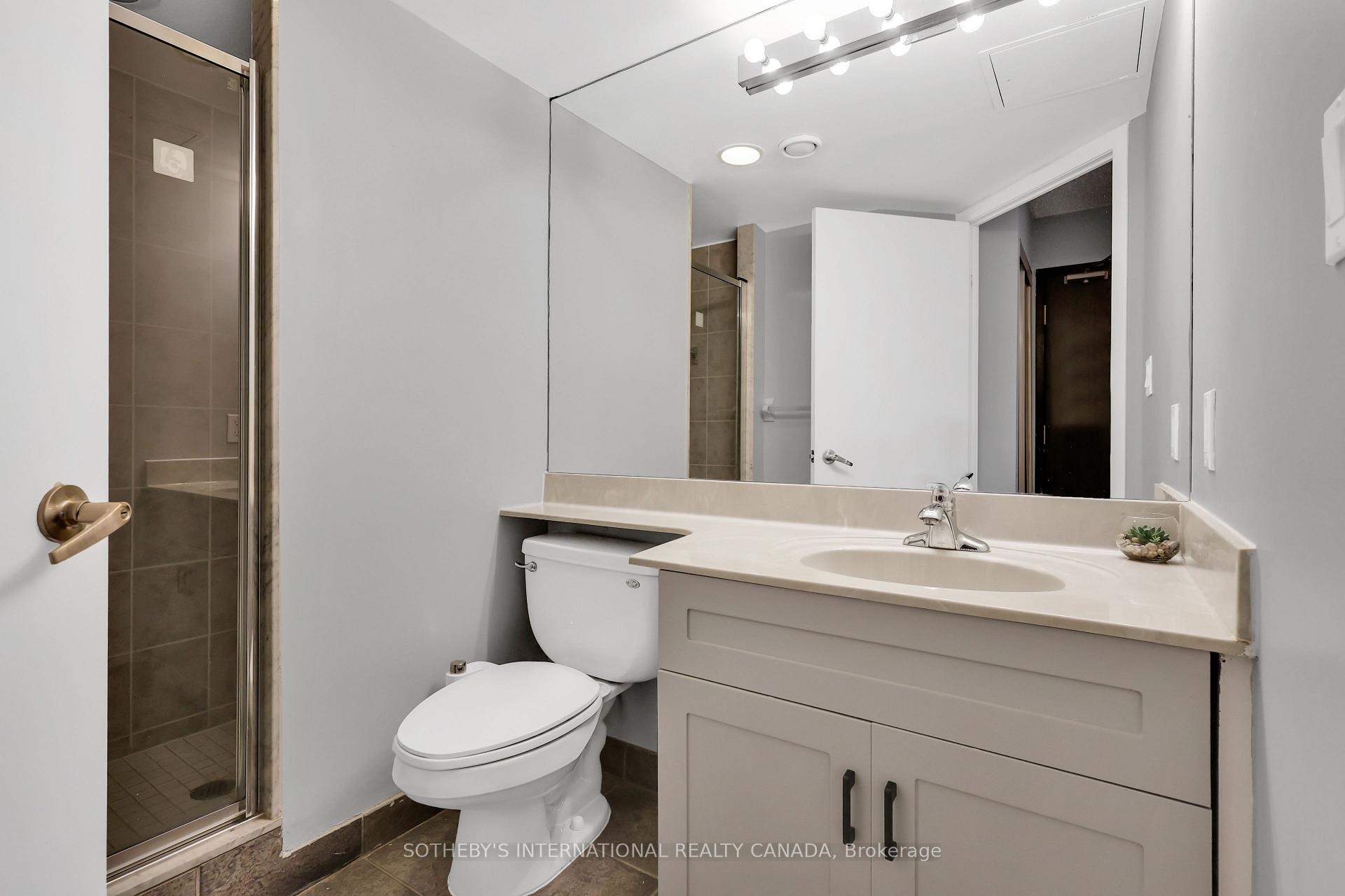 Photo 12 of Unit 2403, 210 Victoria Street, Toronto, Church-Yonge Corridor — HOMEH