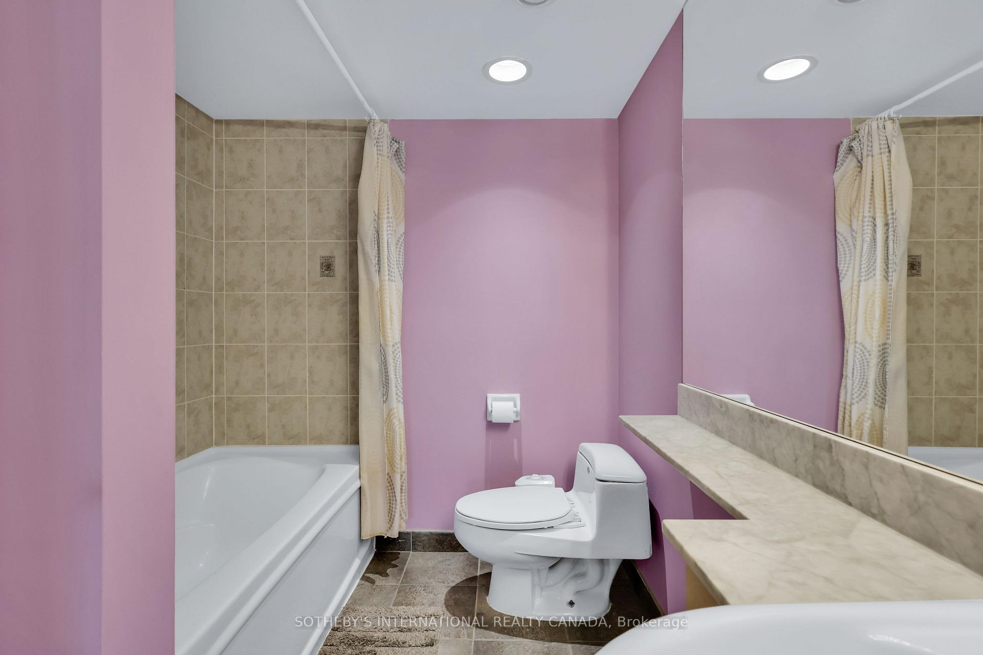 Photo 18 of Unit 2403, 210 Victoria Street, Toronto, Church-Yonge Corridor — HOMEH