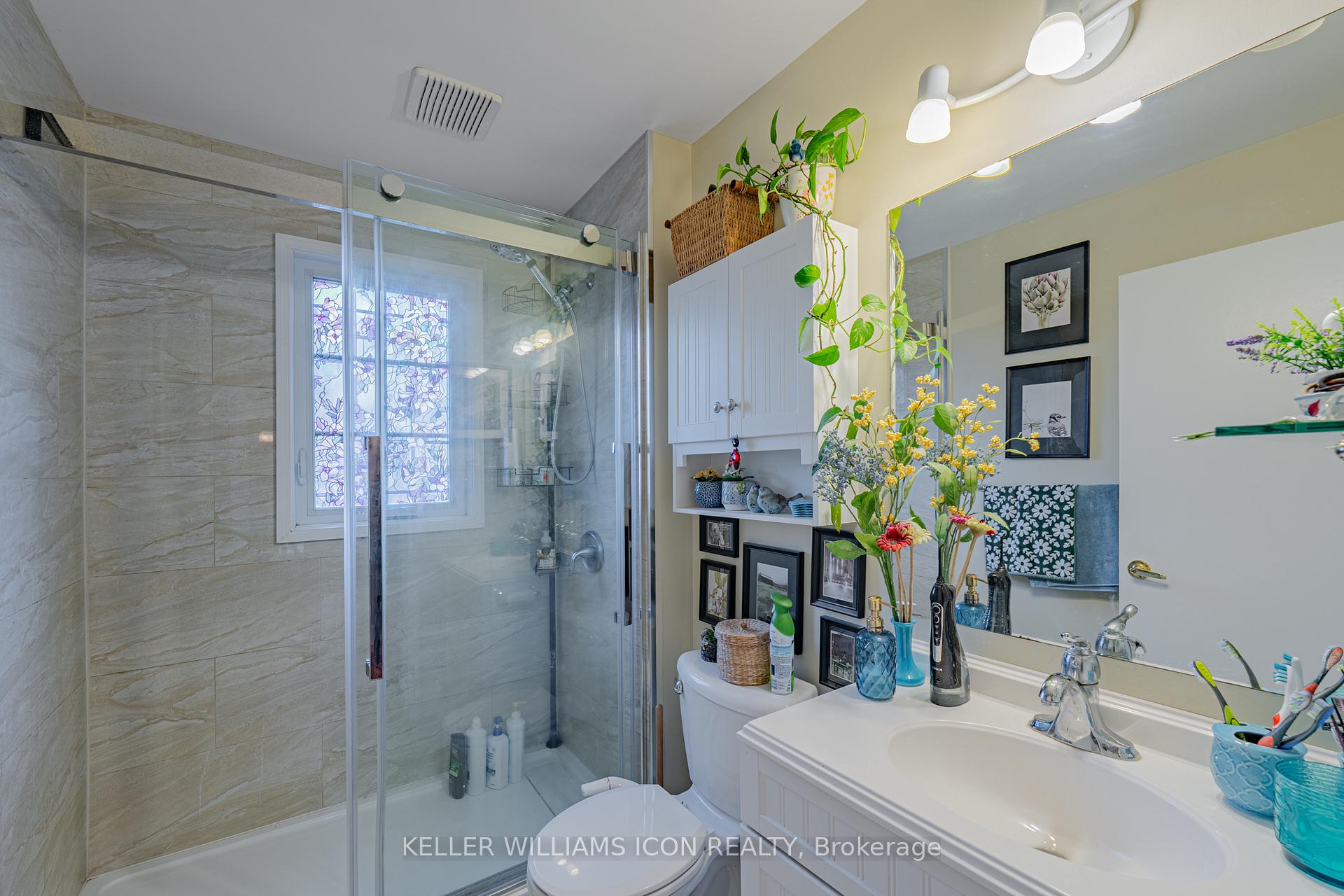 Photo 21 of 320 Donald B. Munro Drive, Ottawa, Carp — HOMEH