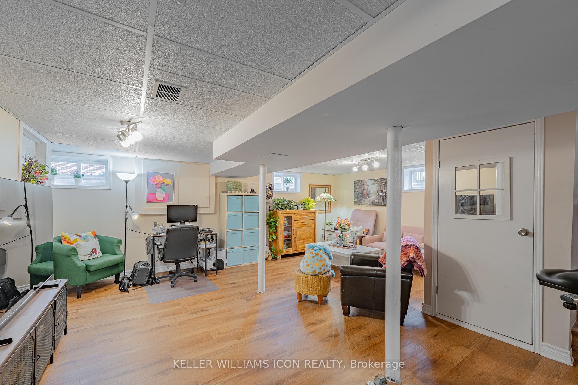Photo 27 of 320 Donald B. Munro Drive, Ottawa, Carp — HOMEH