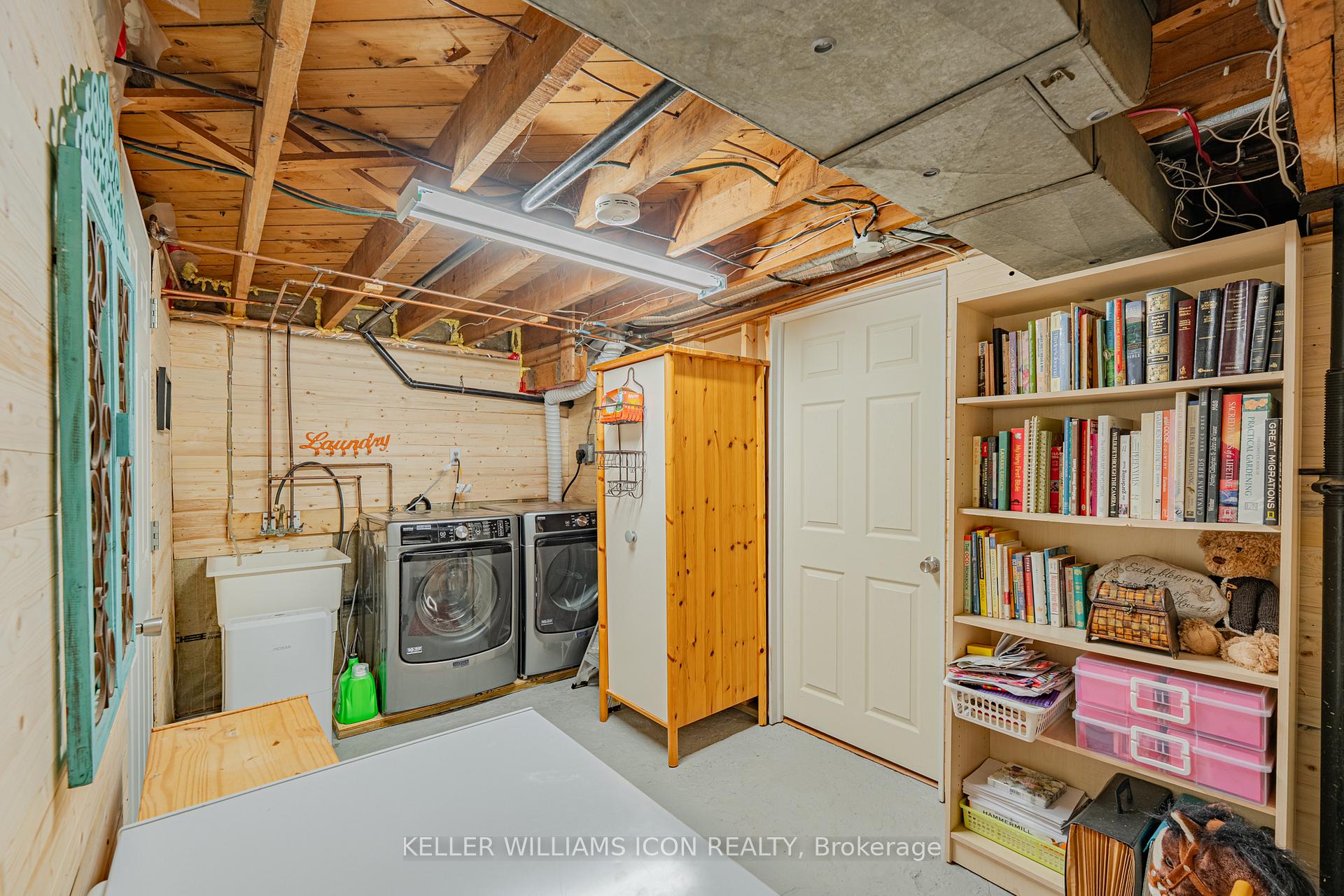 Photo 23 of 320 Donald B. Munro Drive, Ottawa, Carp — HOMEH