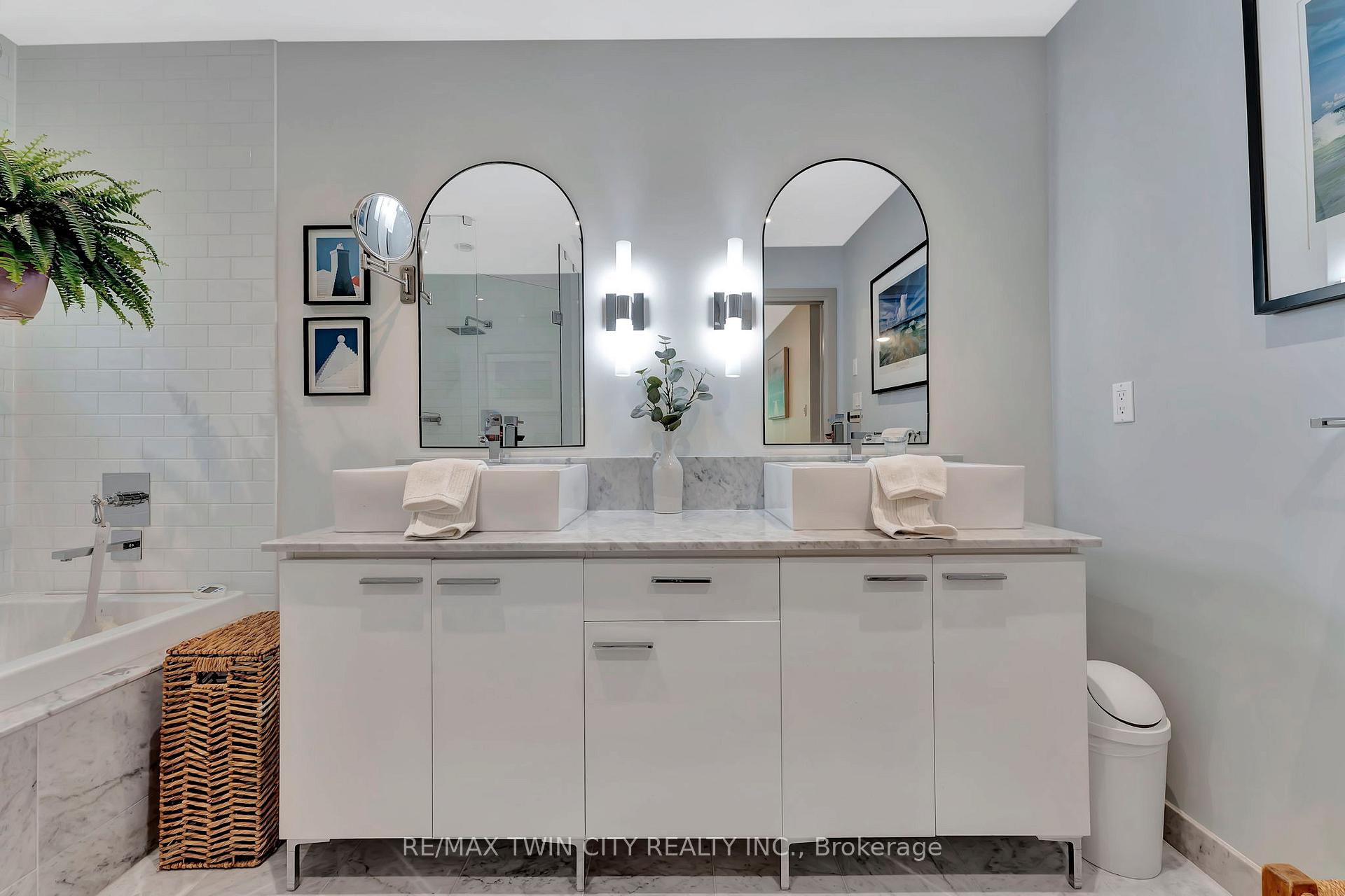 Photo 21 of Unit 1, 10 Stuart Street, Guelph, St. George's — HOMEH