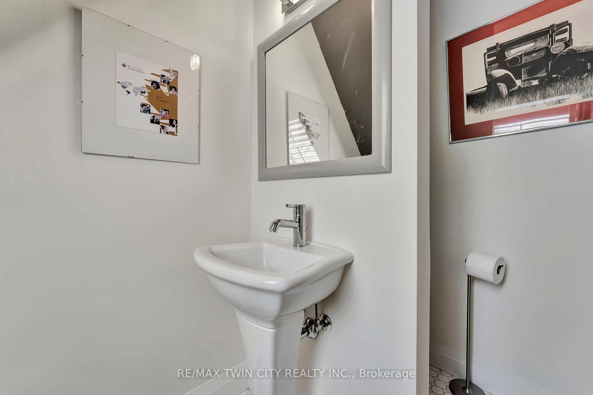 Photo 24 of Unit 1, 10 Stuart Street, Guelph, St. George's — HOMEH