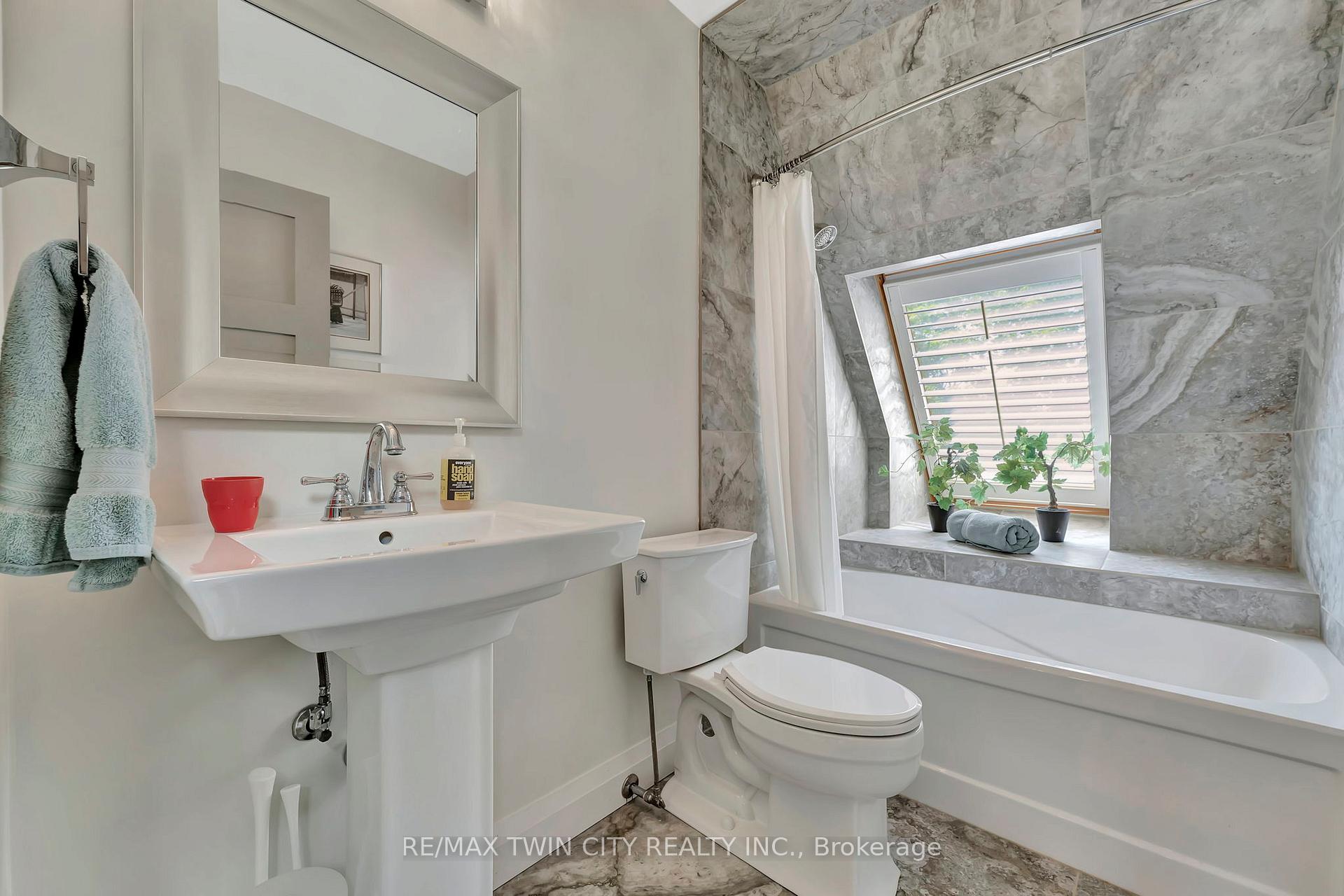 Photo 28 of Unit 1, 10 Stuart Street, Guelph, St. George's — HOMEH