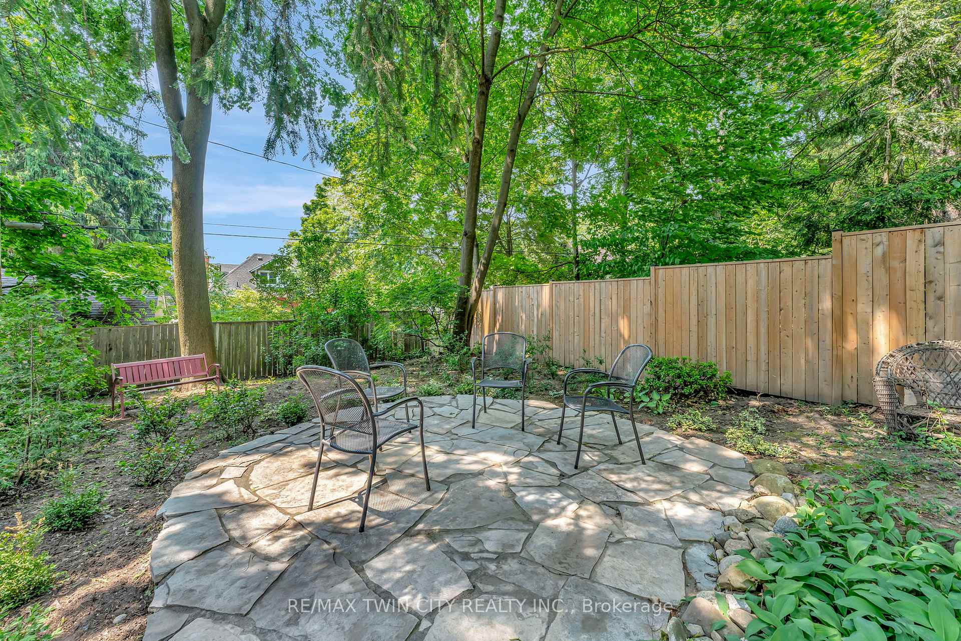 Photo 32 of Unit 1, 10 Stuart Street, Guelph, St. George's — HOMEH