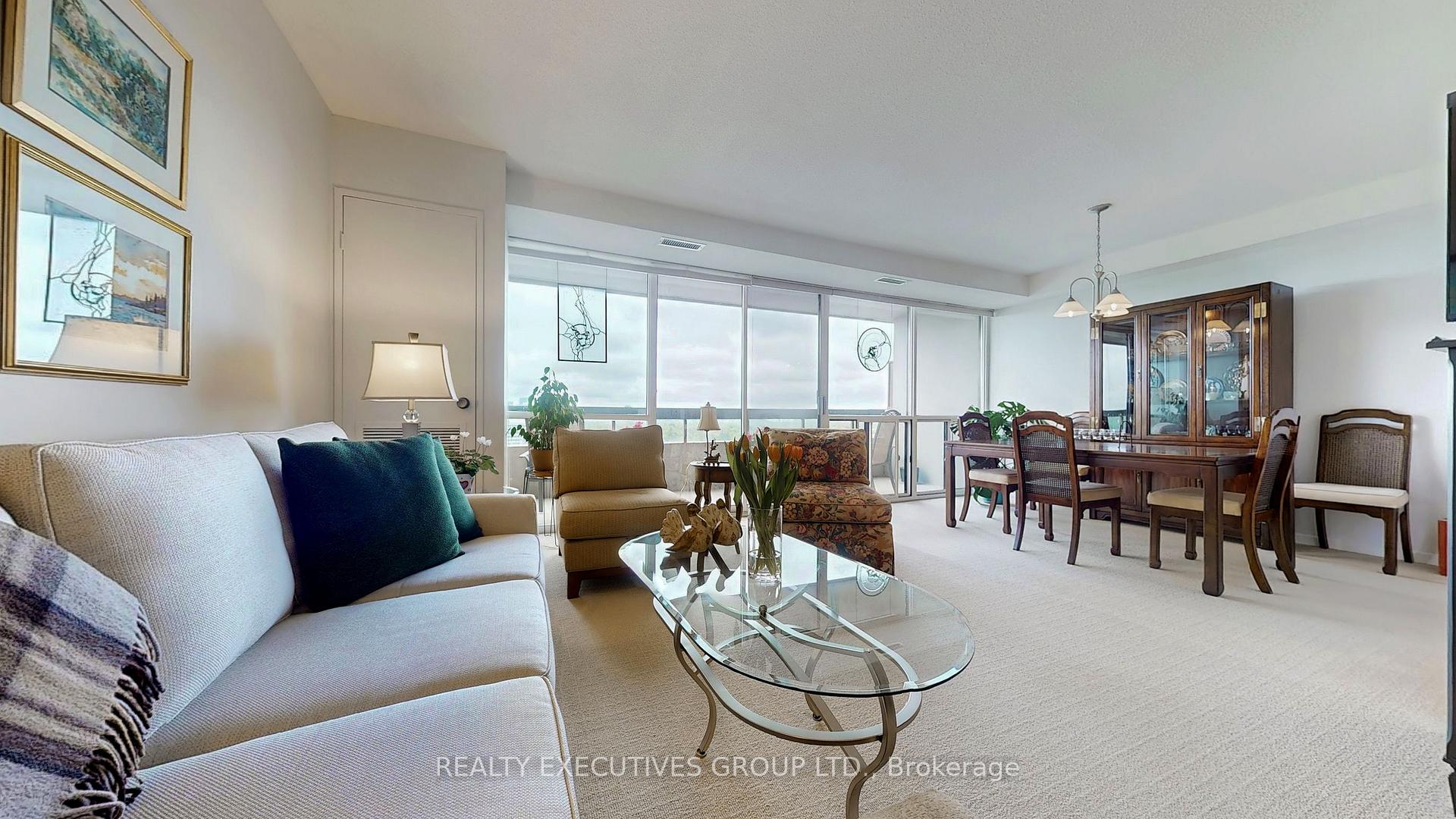 Photo 9 of Unit 1601, 8111 Yonge Street, Markham, Royal Orchard — HOMEH