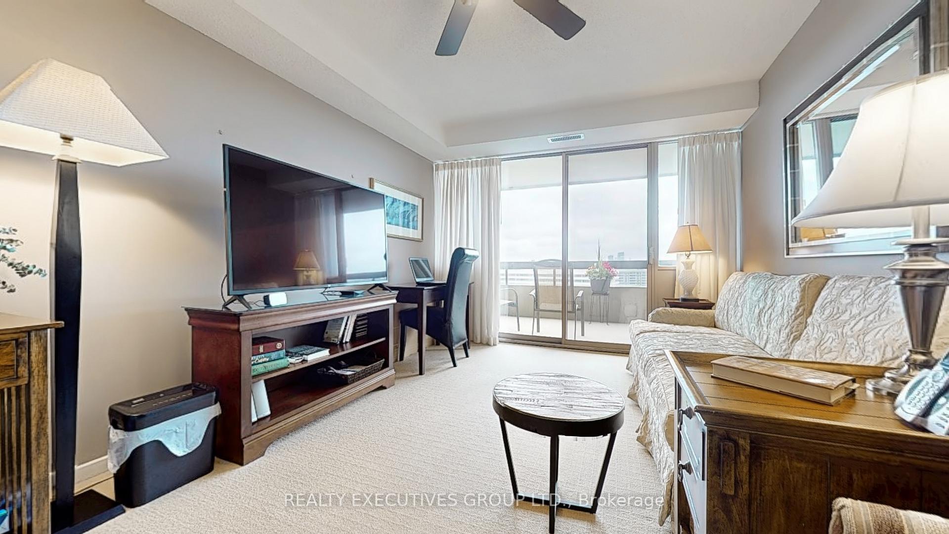 Photo 17 of Unit 1601, 8111 Yonge Street, Markham, Royal Orchard — HOMEH