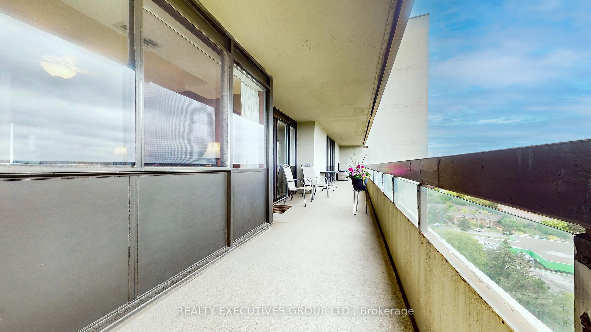 Photo 31 of Unit 1601, 8111 Yonge Street, Markham, Royal Orchard — HOMEH